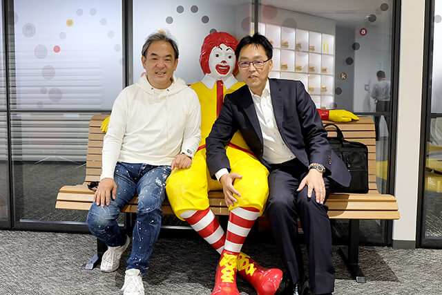 足立氏と岩本
